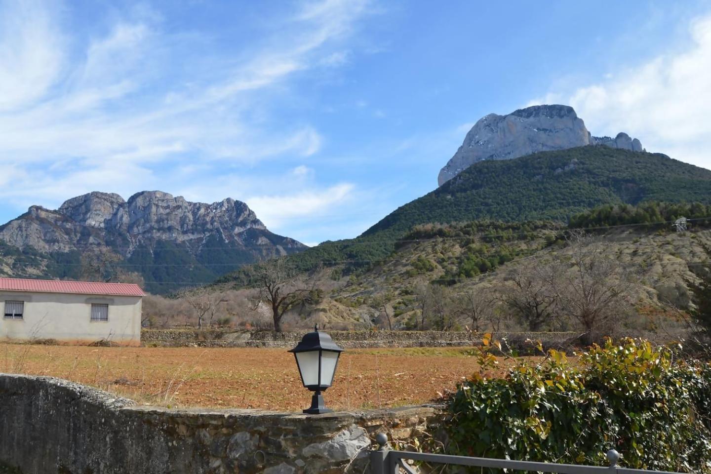 Laspuña La Vinaza Ordesa Ainsa Casa Rural מראה חיצוני תמונה